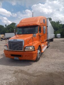 Navigating the 2025 U.S. Freight Market: Challenges and Opportunities